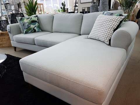 Photo: Full House Furniture
